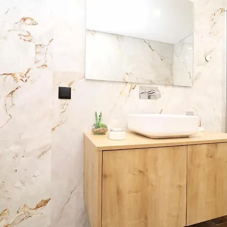 Eco House - Privat Pool & Luxurious Βίλα
