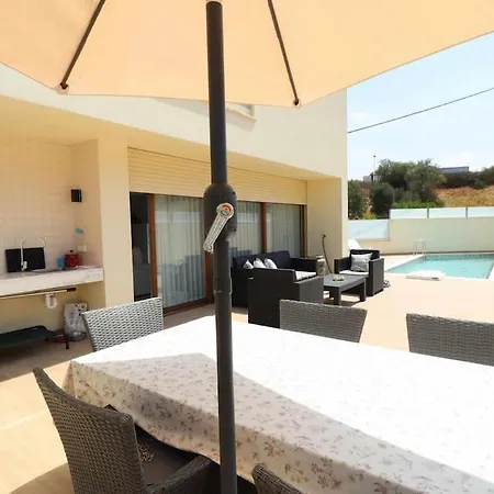 Eco House - Privat Pool & Luxurious فيلة *