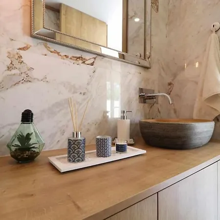Eco House - Privat Pool & Luxurious