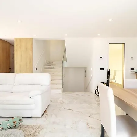Eco House - Privat Pool & Luxurious * البوفيرا