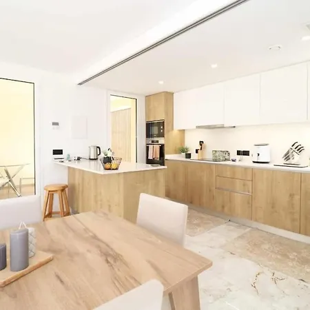 Eco House - Privat Pool & Luxurious فيلة